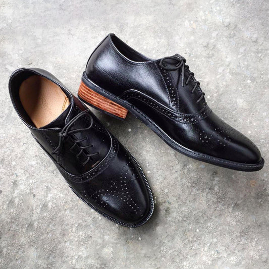 Antonio Brogues - Risque Manufacturing