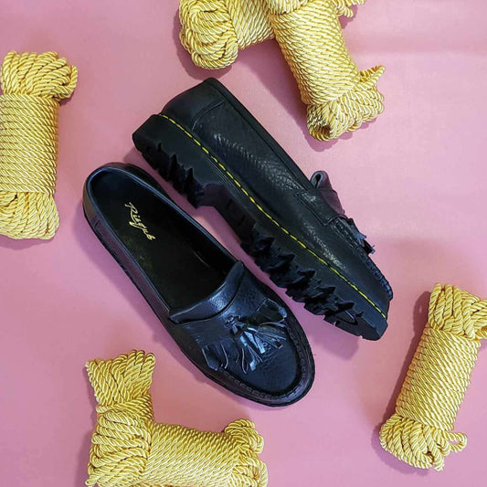 Loafers with Yellow Side Stitch